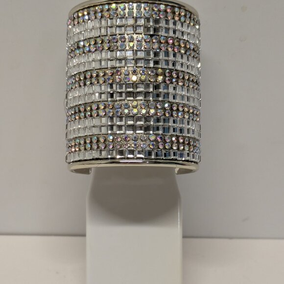 Bath & Body Works Rhinestone Wallflower Scent Diffuser & Orange Sapphire Bulbs - Picture 4 of 6